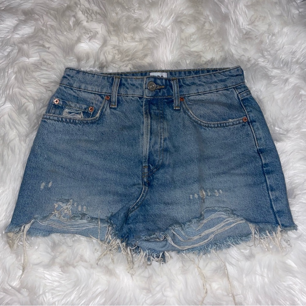BDG Urban Outfitters Women's High-Waisted Summer Cutoff Blue Denim Shorts - Picture 4 of 8